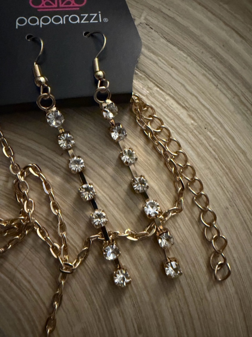 MM-0620 4-piece set - - Gold Crystal Fringe Bib Necklace with Dangle Earrings - Picture 7 of 7